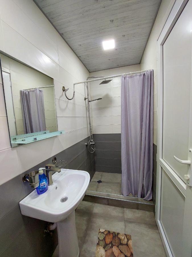 A.G's Guest House Koutaïssi Extérieur photo